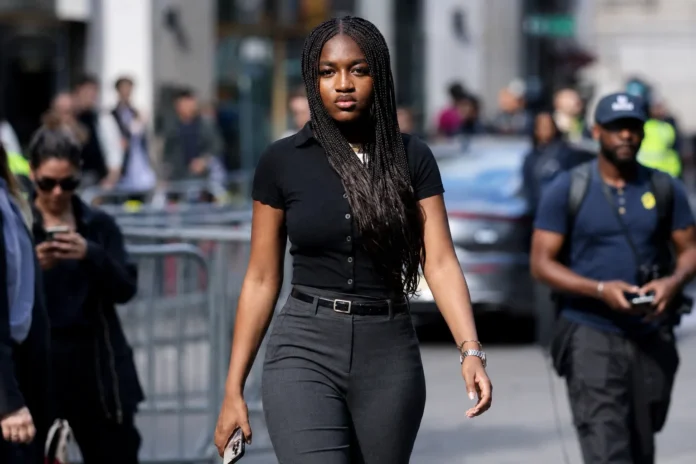zaya wade height